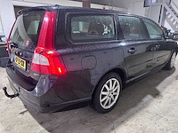 Volvo - v70 - 2.5 turbo momentum - 47-zj-xr- 2008 - afbeelding 13 van  17