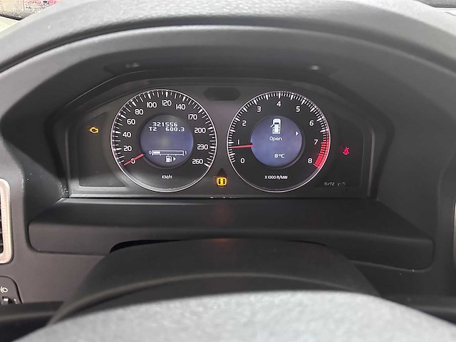 Volvo - v70 - 2.5 turbo momentum - 47-zj-xr- 2008 - afbeelding 17 van  17