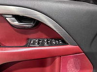 Volvo - v70 - 2.5 turbo momentum - 47-zj-xr- 2008 - afbeelding 1 van  10