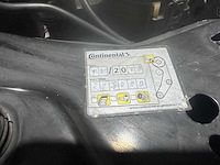 Volvo - v70 - 2.5t momentum automaat- 8-stx-98 - afbeelding 9 van  18