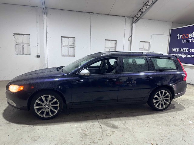 Volvo - v70 - 2.5t momentum automaat- 8-stx-98 - afbeelding 11 van  18