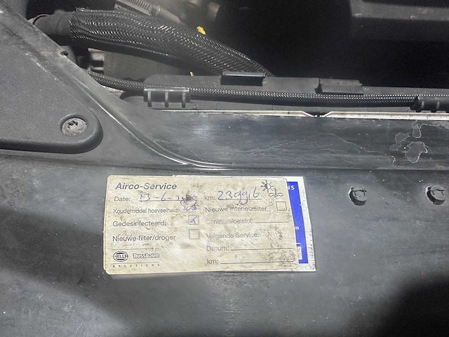 Volvo - v70 - 2.5t momentum automaat- 8-stx-98 - afbeelding 10 van  18