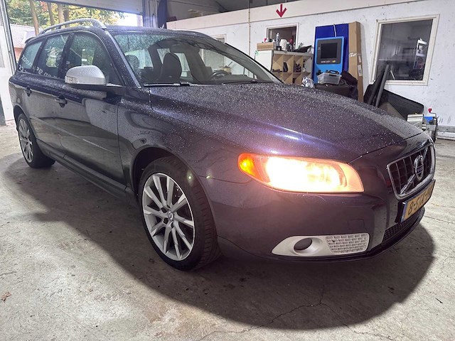 Volvo - v70 - 2.5t momentum automaat- 8-stx-98 - afbeelding 15 van  18