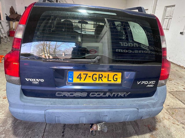 Volvo - v70 cross country - 2.4 t comfort line - 47-gr-lg- 2001 - afbeelding 13 van  19