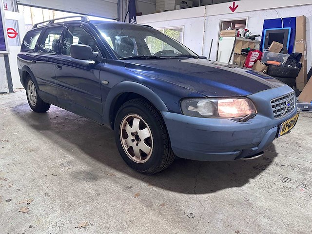 Volvo - v70 cross country - 2.4 t comfort line - 47-gr-lg- 2001 - afbeelding 15 van  19