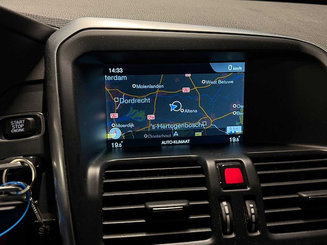 Volvo - xc60 - 2.0 d4 fwd momentum - car - 2014|1-xnn-57|iaw - afbeelding 25 van  26