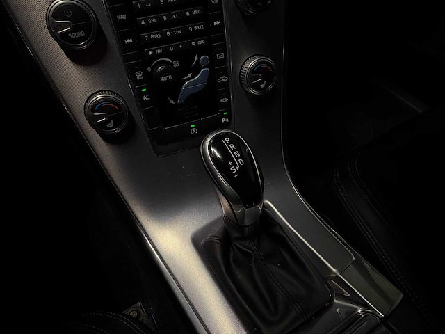 Volvo - xc60 - 2.0 d4 fwd nordic+ kh-464-v 2016 iaw - afbeelding 5 van  32