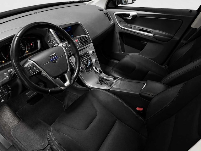 Volvo - xc60 - 2.0 d4 fwd nordic+ kh-464-v 2016 iaw - afbeelding 27 van  32