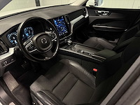 Volvo - xc60 - 2.0 t5 awd inscr. l-318-gh 2018 iaw - afbeelding 2 van  30