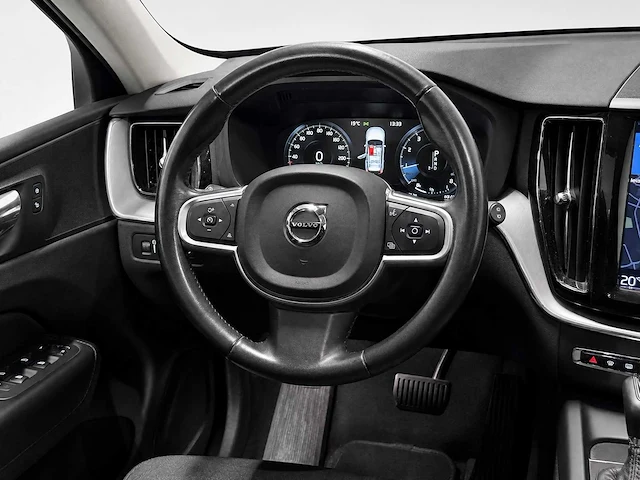 Volvo - xc60 - 2.0 t5 awd inscr. l-318-gh 2018 iaw - afbeelding 26 van  29
