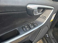Volvo - xc60 - 2.4d - 2009 - 92-kbz-6 - personenauto - afbeelding 2 van  16