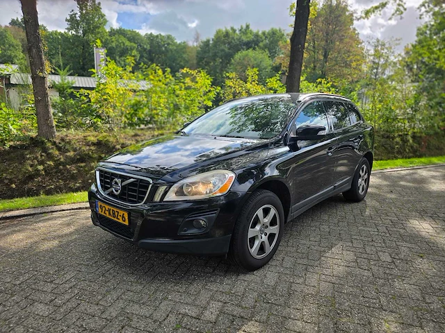 Volvo - xc60 - 2.4d - 2009 - 92-kbz-6 - personenauto - afbeelding 1 van  16