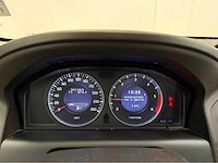 Volvo - xc60 - 2.4d momentum - personenauto - 2009 - afbeelding 10 van  27
