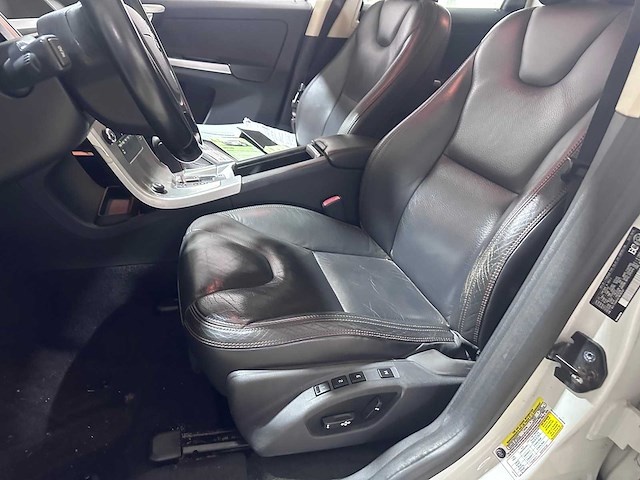 Volvo - xc60 - 3.2 awd summum automaat- gvp-31-z - afbeelding 7 van  21