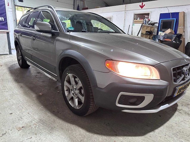 Volvo - xc70 - 2.4d summum - nz-052-t - 2009 - afbeelding 16 van  20