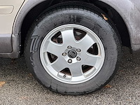 Volvo - xc70 - 2.5 t - car - 2002 - afbeelding 6 van  31