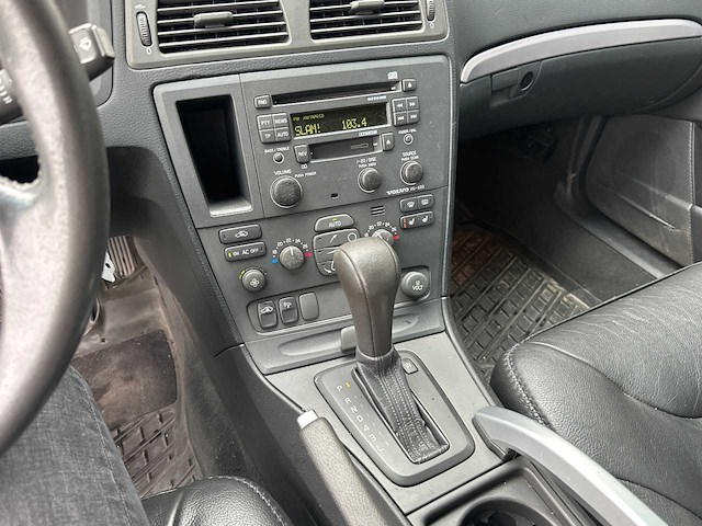 Volvo - xc70 - 2.5 t - car - 2002 - afbeelding 29 van  31