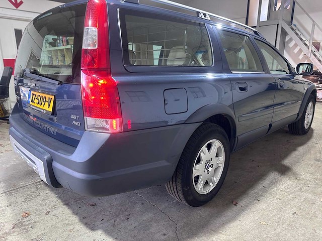 Volvo - xc70 - 2.5 t automaat xz-509-v - afbeelding 15 van  20