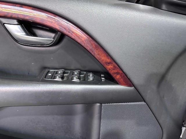 Volvo - xc70 - 3.2 kinetic automaat- 34-nst-4- 2008 - afbeelding 2 van  19