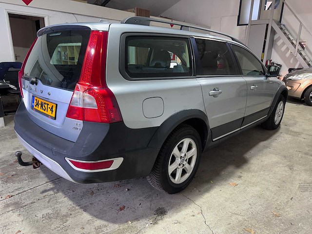Volvo - xc70 - 3.2 kinetic automaat- 34-nst-4- 2008 - afbeelding 7 van  10