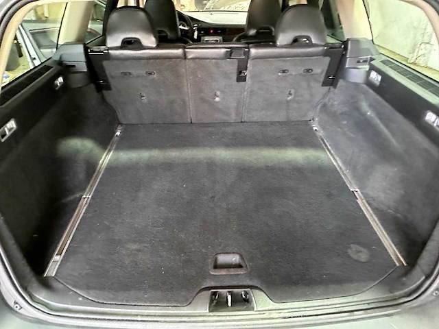 Volvo - xc70 - 3.2 kinetic automaat- 34-nst-4- 2008 - afbeelding 5 van  8