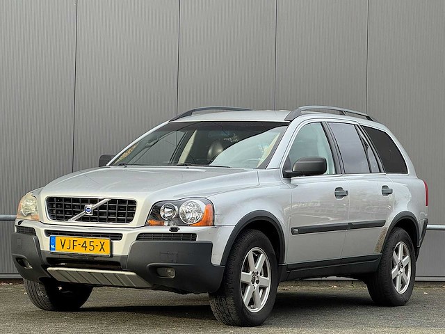 Volvo - xc90 - 2004 - vjf-45-x- grijs kenteken - afbeelding 1 van  14