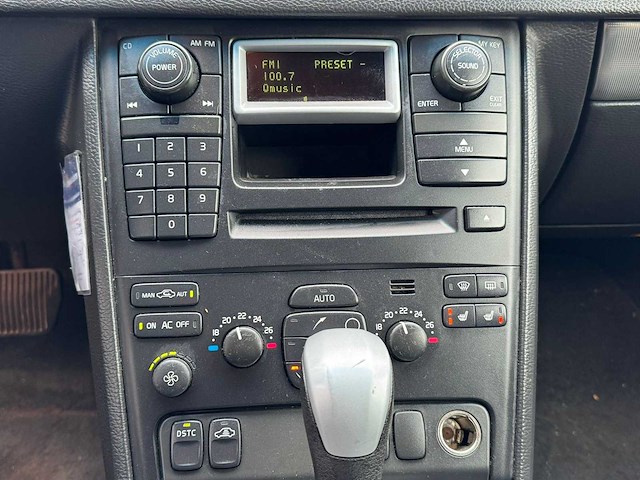 Volvo - xc90 - 2004 - vjf-45-x- grijs kenteken - afbeelding 2 van  14