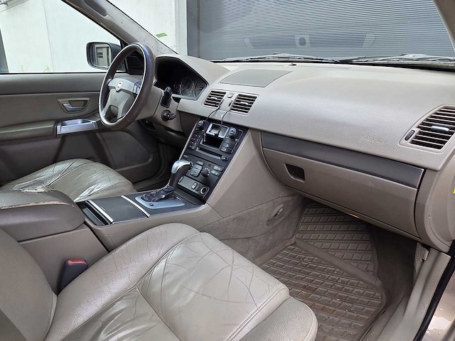 Volvo - xc90 - 2.5 t - awd - 2003 - rs-284-x - personenauto - afbeelding 11 van  23