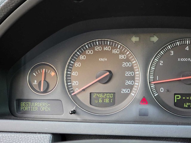 Volvo - xc90 - 2.9 t6 exclusive - automaat - 7 persoons - 41-ln-hd - 2003 - afbeelding 7 van  28