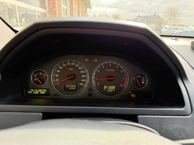 Volvo - xc90 - 3.2 kinetic - personenauto - 2007 - afbeelding 6 van  26