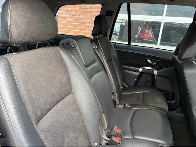 Volvo - xc90 - 3.2 kinetic - personenauto - 2007 - afbeelding 14 van  26