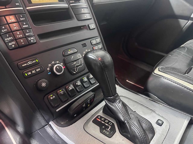 Volvo - xc90 - 3.2 r-design - 4-knt-02 - afbeelding 7 van  23