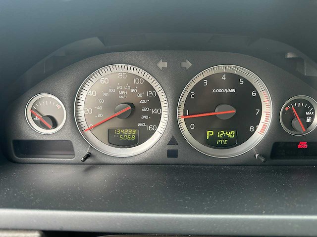 Volvo - xc90 - 4.4 v8 executive ed - car - 2007 - afbeelding 39 van  42