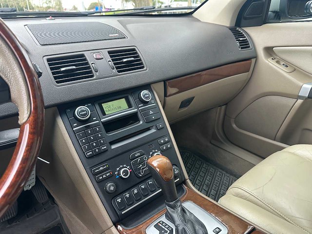 Volvo - xc90 - 4.4 v8 executive ed - car - 2007 - afbeelding 40 van  42
