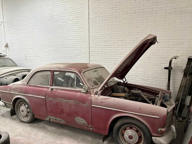 Volvo 13134 oldtimer projectauto - afbeelding 1 van  9