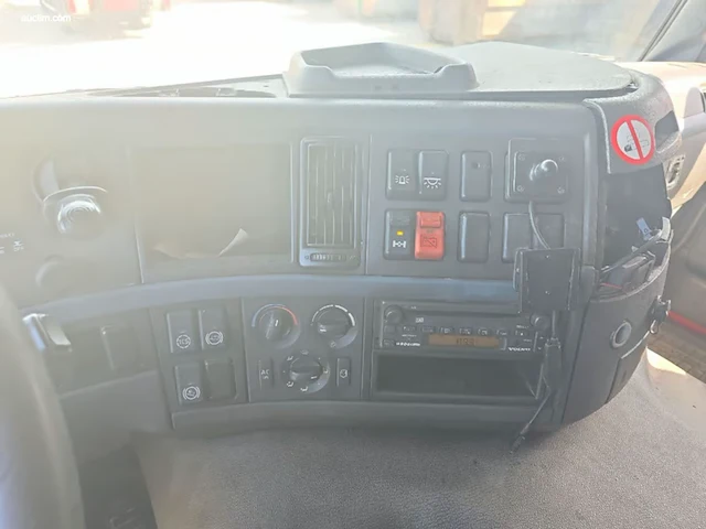 Volvo 400 - afbeelding 6 van  34