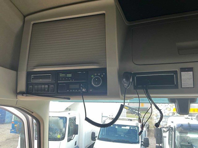 Volvo 460 euro6 combinatie vrachtwagen met oplegger - afbeelding 17 van  22