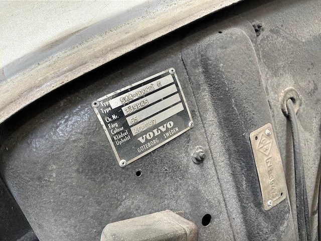 Volvo 544 katterug oldtimer projectauto - afbeelding 5 van  9