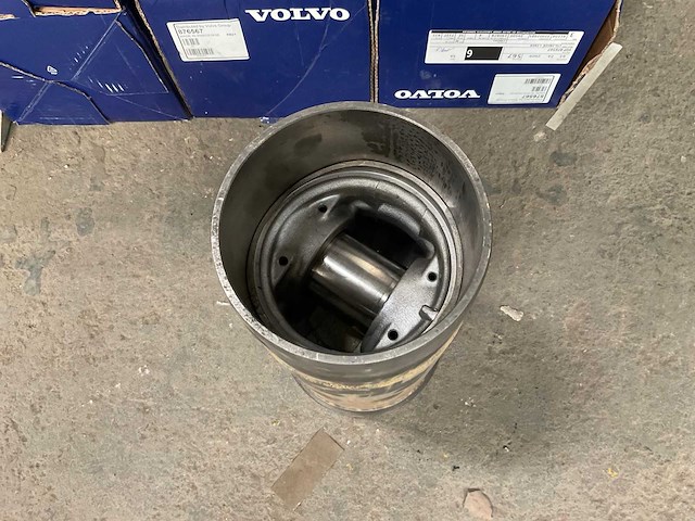 Volvo 876567 cylinder liner (6x) - afbeelding 3 van  5