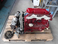 Volvo b18 engine block | legendary swedish classic engine - afbeelding 11 van  14