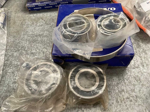 Volvo bearing (4x) - afbeelding 2 van  2