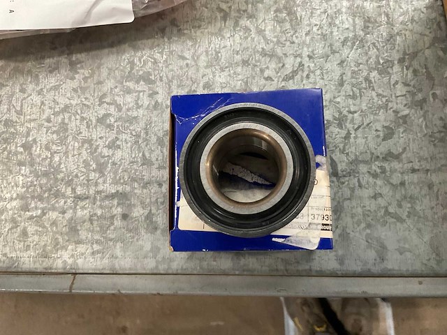 Volvo bearing - afbeelding 1 van  2