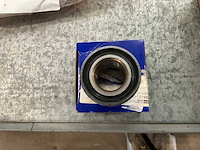 Volvo bearing - afbeelding 1 van  2