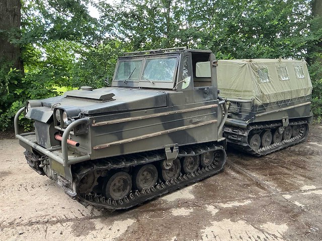 Volvo bm bv202 rupsvoertuig - afbeelding 1 van  42