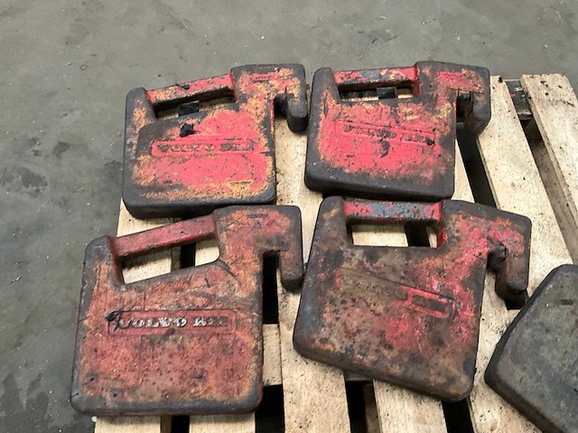 Volvo bm/reims frontgewicht (8x) - afbeelding 6 van  7