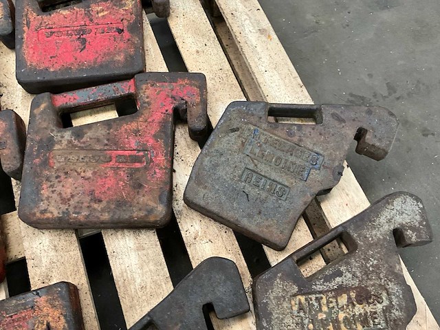 Volvo bm/reims frontgewicht (8x) - afbeelding 7 van  7