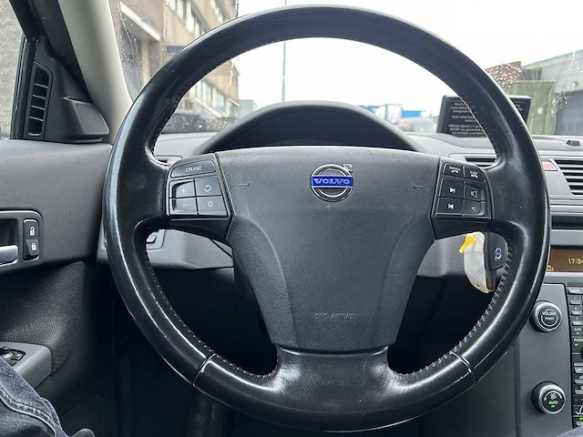Volvo c30 1.6 kinetic 2010 | 53-lhk-1 i - afbeelding 5 van  20