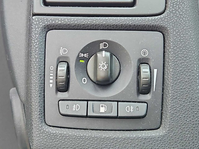 Volvo c30 1.6 momentum | 52-tx-zn - afbeelding 6 van  25