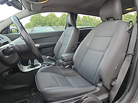 Volvo c30 1.6 momentum | 52-tx-zn - afbeelding 24 van  25