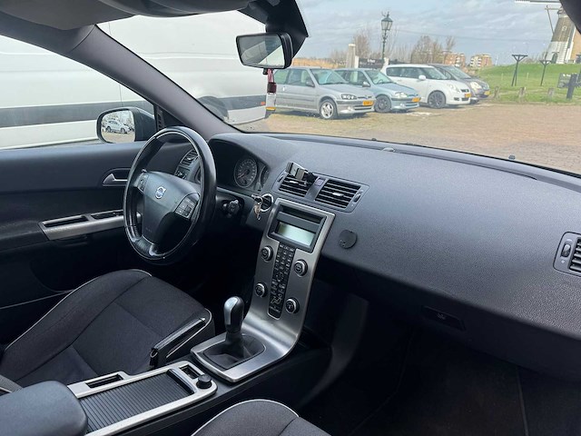 Volvo c30 1.8 sport 51-jzb-8 - afbeelding 2 van  21